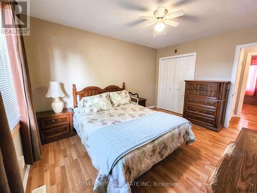 347 Nosov Drive, Iroquois Falls, ON - Indoor Photo Showing Bedroom