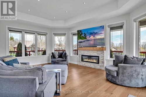 435 Raymond Street, Peterborough (Northcrest), ON - Indoor Photo Showing Living Room With Fireplace