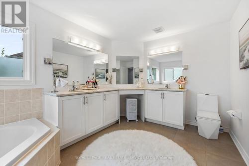 50 Tudor Crescent, Barrie (Innis-Shore), ON - Indoor Photo Showing Bathroom