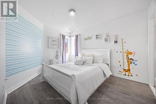 50 Tudor Crescent, Barrie (Innis-Shore), ON - Indoor Photo Showing Bedroom