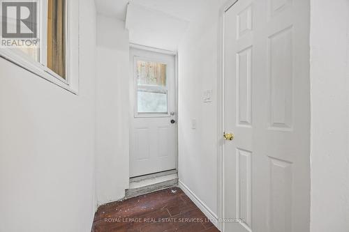 50 Tudor Crescent, Barrie (Innis-Shore), ON - Indoor Photo Showing Other Room