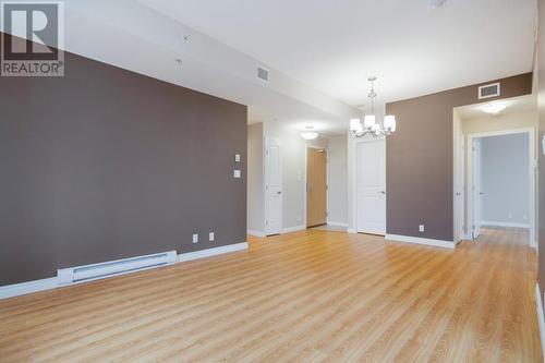 2601 1211 Melville Street, Vancouver, BC - Indoor Photo Showing Other Room