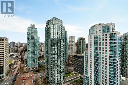 2601 1211 Melville Street, Vancouver, BC - Outdoor With Facade