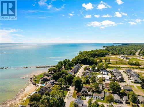 40 Parkview Avenue, Fort Erie, ON - Outdoor With Body Of Water With View