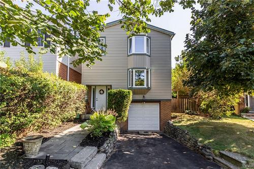 1216 Consort Crescent, Burlington, ON - Outdoor