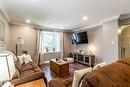 1216 Consort Crescent, Burlington, ON  - Indoor Photo Showing Living Room 