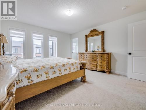 12 Southam Lane, Hamilton (Mountview), ON - Indoor Photo Showing Bedroom