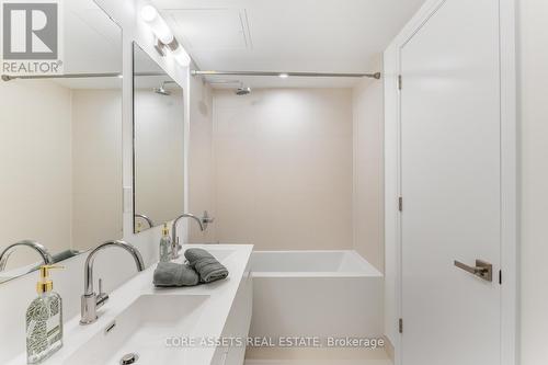 1302 - 99 Foxbar Road, Toronto (Yonge-St. Clair), ON - Indoor Photo Showing Bathroom