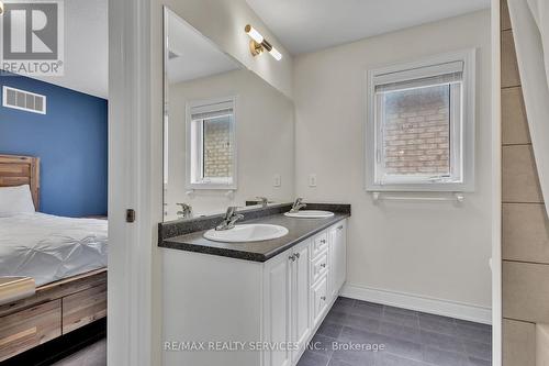 125 Russell Creek Drive, Brampton (Sandringham-Wellington North), ON - Indoor Photo Showing Bathroom