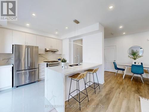 354 Arthur Bonner Avenue, Markham (Cornell), ON - Indoor Photo Showing Kitchen With Stainless Steel Kitchen With Double Sink With Upgraded Kitchen