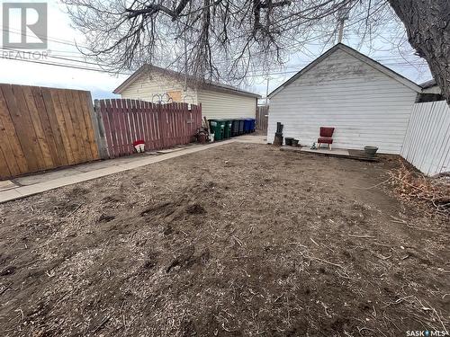 113 H Avenue N, Saskatoon, SK - Outdoor