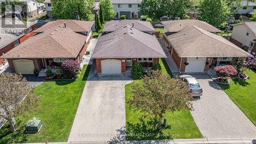 79 Roundhill Court, London, ON - Outdoor With Facade