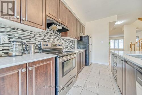 142 Sea Drifter Crescent, Brampton (Bram East), ON - Indoor Photo Showing Kitchen