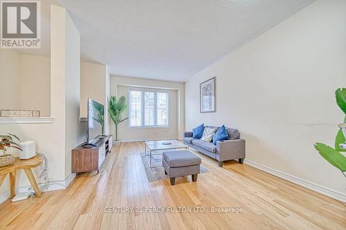 142 Sea Drifter Crescent, Brampton (Bram East), ON - Indoor Photo Showing Living Room