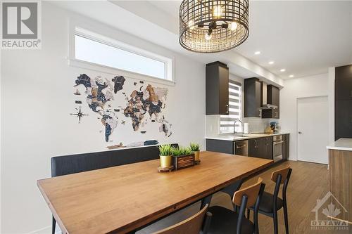 206 Osterley Way, Stittsville, ON - Indoor Photo Showing Dining Room