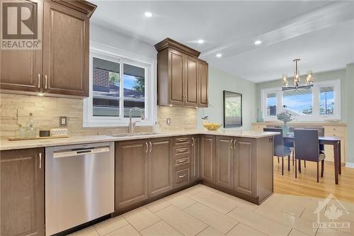 2063 Neepawa Avenue, Ottawa, ON - Indoor Photo Showing Kitchen With Upgraded Kitchen