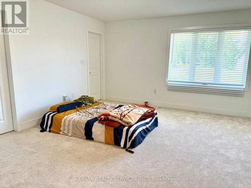 27 Christopher Court, London, ON - Indoor Photo Showing Bedroom