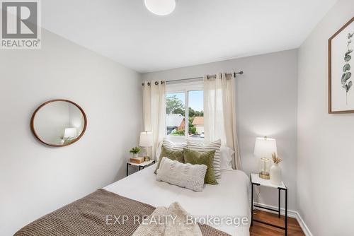 24 Bannerman Court, Whitby (Lynde Creek), ON - Indoor Photo Showing Bedroom