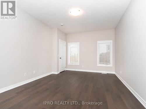 29 Barker Parkway, Thorold, ON - Indoor Photo Showing Other Room