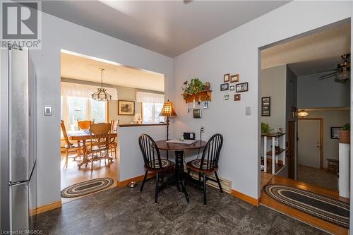 1940 8Th Avenue E, Owen Sound, ON - Indoor Photo Showing Dining Room