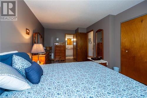 1940 8Th Avenue E, Owen Sound, ON - Indoor Photo Showing Bedroom