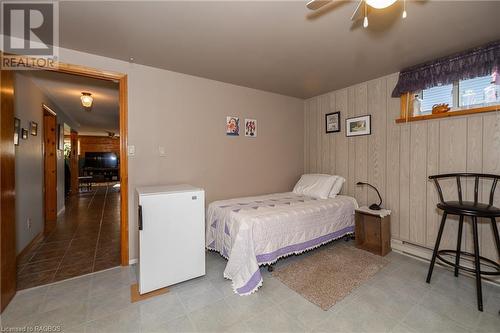 1940 8Th Avenue E, Owen Sound, ON - Indoor Photo Showing Bedroom