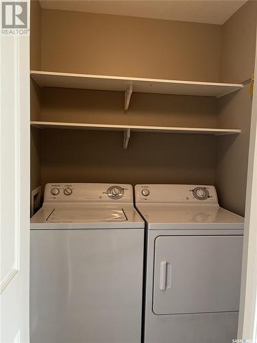 52 1600 Muzzy Drive, Prince Albert, SK - Indoor Photo Showing Laundry Room