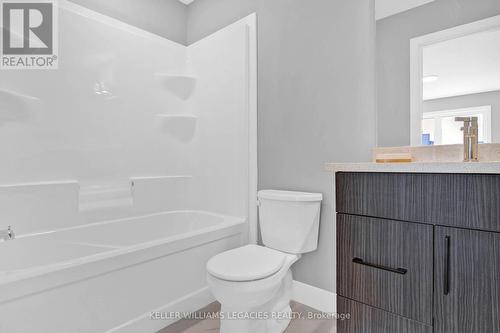 10-3557 Colonel Talbot Rd Road, London, ON - Indoor Photo Showing Bathroom