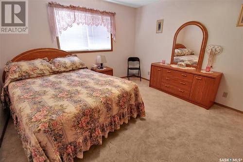 103 453 Walsh Trail, Swift Current, SK - Indoor Photo Showing Bedroom