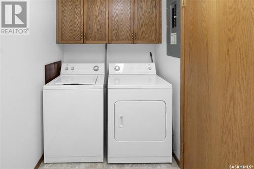 103 453 Walsh Trail, Swift Current, SK - Indoor Photo Showing Laundry Room