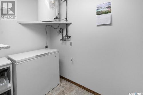 103 453 Walsh Trail, Swift Current, SK - Indoor Photo Showing Laundry Room