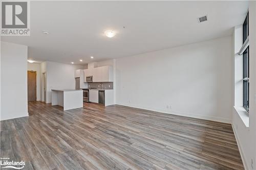 21 Matchedash Street S Unit# 309, Orillia, ON - Indoor Photo Showing Kitchen