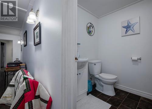 27-31 Harnums Hill, Whiteway, NL - Indoor Photo Showing Bathroom