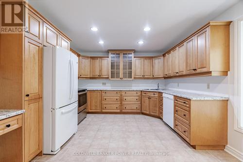 22 - 55 Fiddlers Green Road, London, ON - Indoor Photo Showing Kitchen