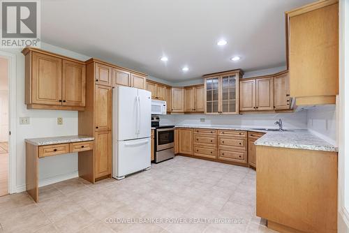 22 - 55 Fiddlers Green Road, London, ON - Indoor Photo Showing Kitchen