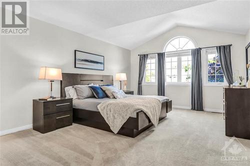 18 Sutcliffe Terrace, Ottawa, ON - Indoor Photo Showing Bedroom