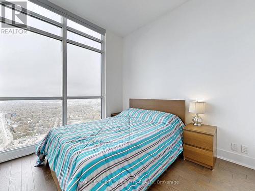 Ph 01 - 10 Park Lawn Road, Toronto (Mimico), ON - Indoor Photo Showing Bedroom