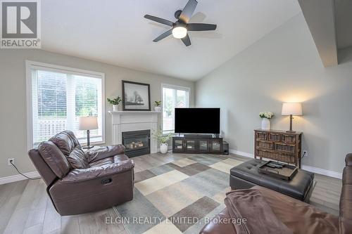 6588 Beattie Street, London, ON - Indoor Photo Showing Living Room With Fireplace