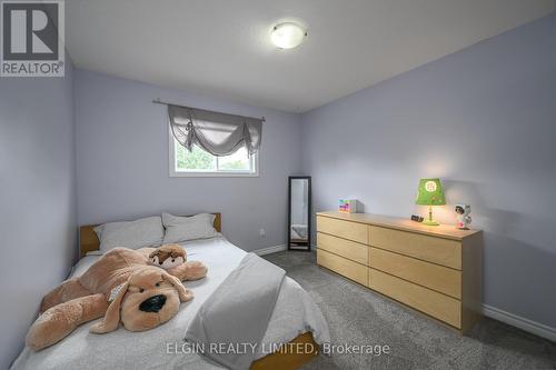 6588 Beattie Street, London, ON - Indoor Photo Showing Bedroom