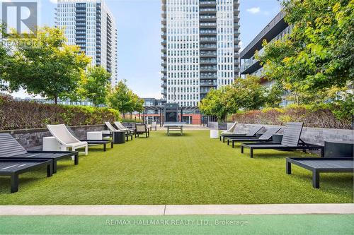 2307 - 20 Tubman Avenue, Toronto (Regent Park), ON - Outdoor