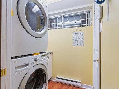 Laundry room - 5810 Rue Villiers, Brossard, QC - Indoor Photo Showing Laundry Room