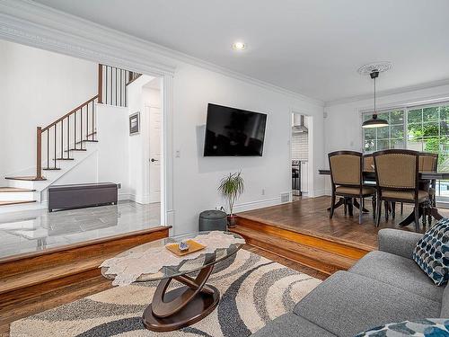 Salon - 915 Rue De Touraine, Saint-Jérôme, QC - Indoor Photo Showing Living Room