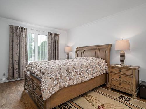 Chambre Ã  coucher principale - 915 Rue De Touraine, Saint-Jérôme, QC - Indoor Photo Showing Bedroom