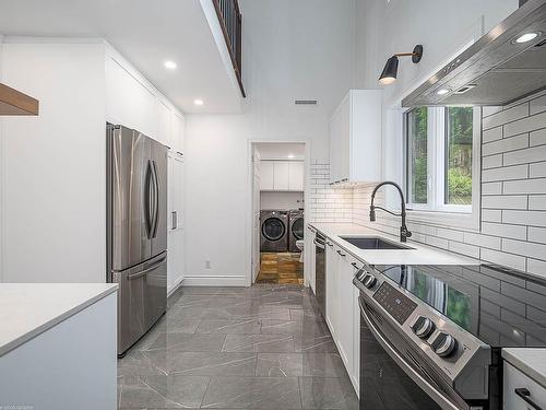 Cuisine - 915 Rue De Touraine, Saint-Jérôme, QC - Indoor Photo Showing Kitchen With Upgraded Kitchen