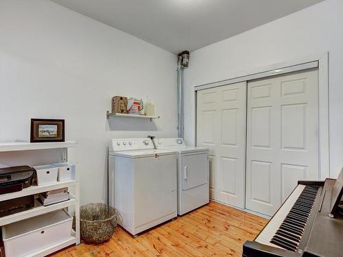 Other - 2592  - 2596 Av. Bourbonnière, Montréal (Mercier/Hochelaga-Maisonneuve), QC - Indoor Photo Showing Laundry Room