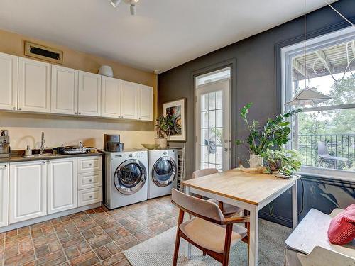 Kitchen - 2592  - 2596 Av. Bourbonnière, Montréal (Mercier/Hochelaga-Maisonneuve), QC - Indoor Photo Showing Laundry Room