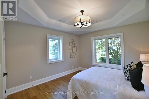 4 Laurel Boulevard, Collingwood, ON - Indoor Photo Showing Bedroom