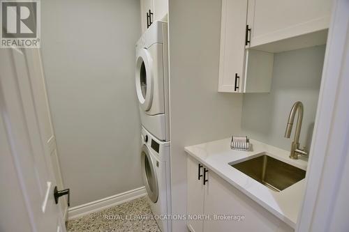 4 Laurel Boulevard, Collingwood, ON - Indoor Photo Showing Laundry Room