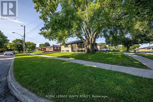 26 Jackmuir Crescent, Toronto (Bendale), ON - Outdoor