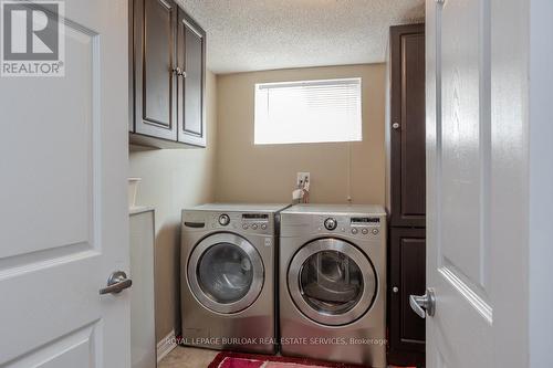 989 North Shore Boulevard W, Burlington, ON - Indoor Photo Showing Laundry Room